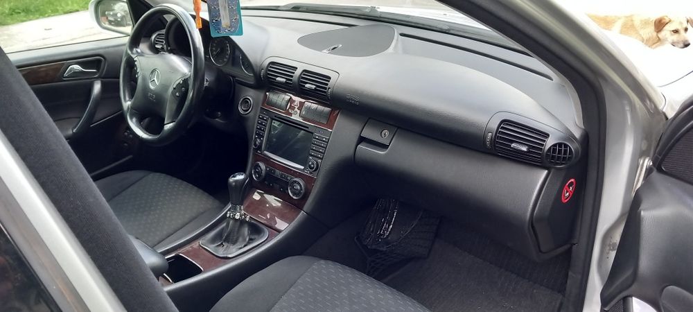 Vând Mercedes c clase 2005