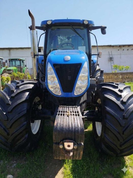 New Holland T7060 traktor sotiladi – 2021 yil, 213 ot kuchi