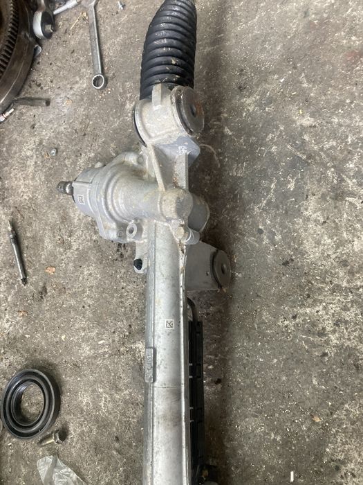 Toyota Rav 4 XA50 2.5i Hybrid 2020 година Кормилна Рейка