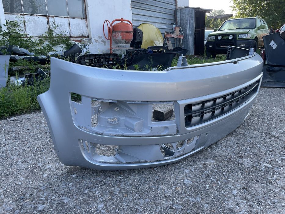Предна броня за VW Transporter caravelle multivan T5  2009-2015г 2бр