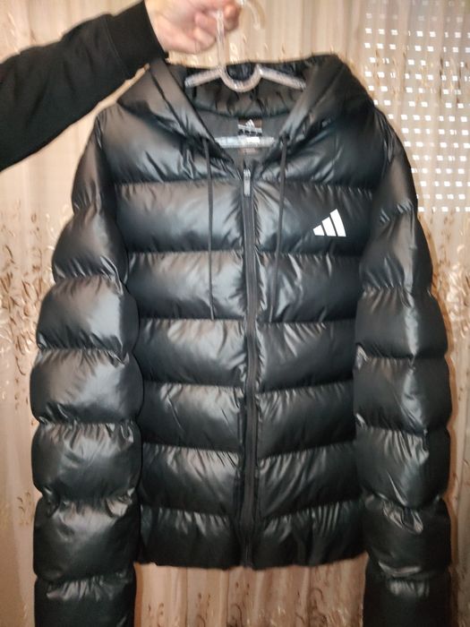 Оригинално мъжко яке Adidas.