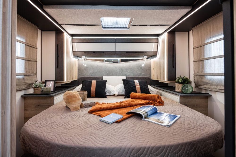 Autorulota Integrată  ELNAGH MAGNUM 582, model 2025-2026