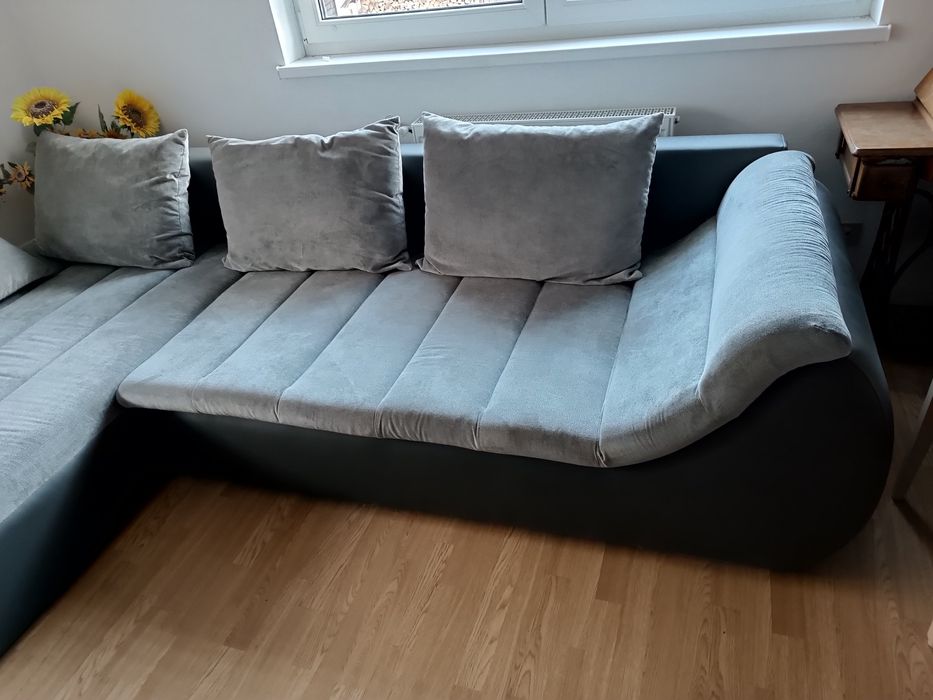 Colțar extensibil cu ladă de depozitare made in Germany