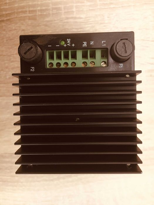 Sursa curent continuu 24 VDC/3A.