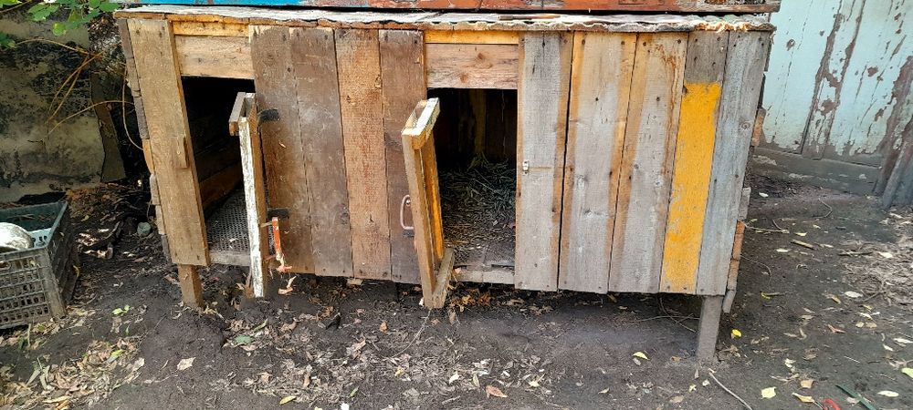 Продам клетку  для кроликов
