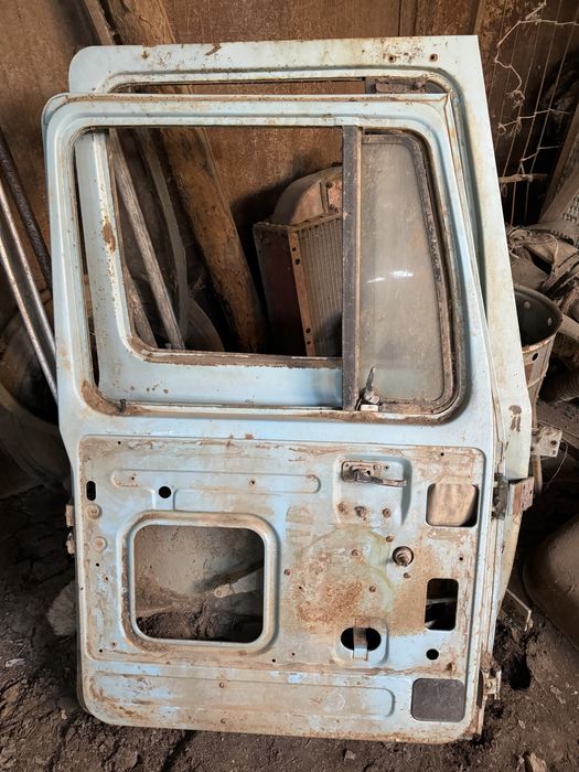 Продам двери на Газ 53