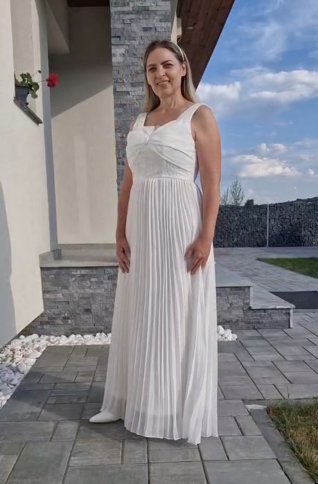 Rochie eleganta alba