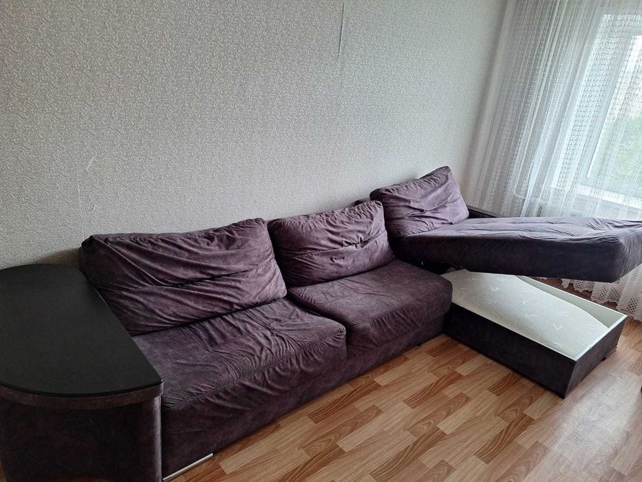 Продам диван в нормальном состоянии
