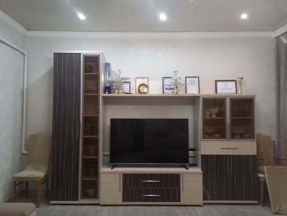 Продается гарнитур для гостиной