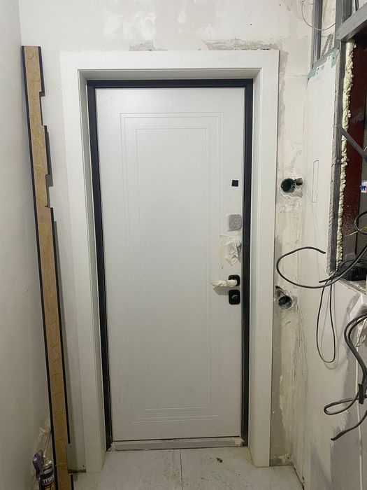 Установка входных дверей