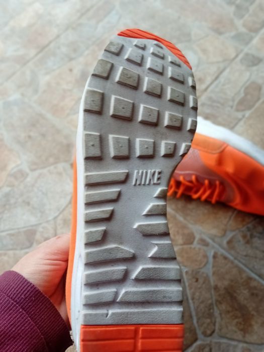 Adidași de calitate nr 42