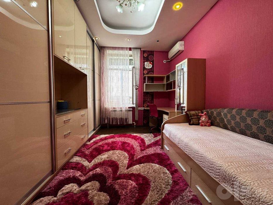 4-комнатная на ул. Шота Руставели ID: 8833