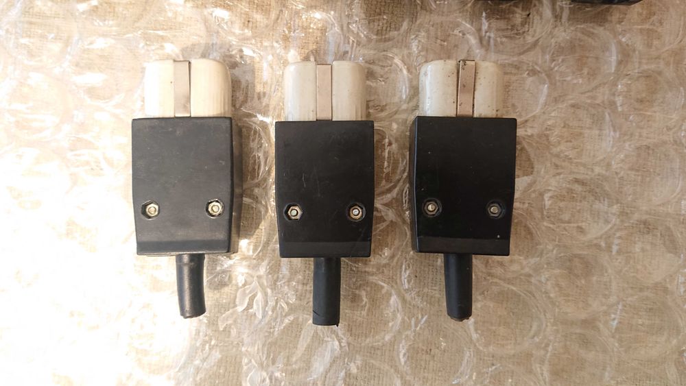 Нови старо производство щекери и щепсели  .Използвани щепсели.