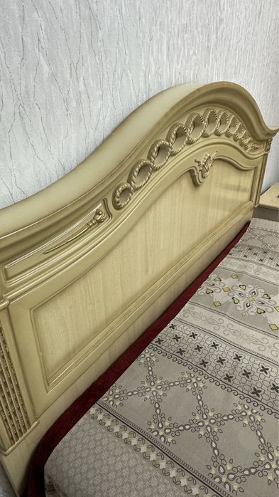 Продается спальный гарнитур .Цена 80 тыс
