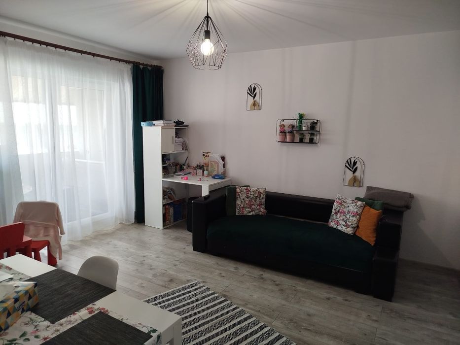 Vând apartament Cetatii Florești