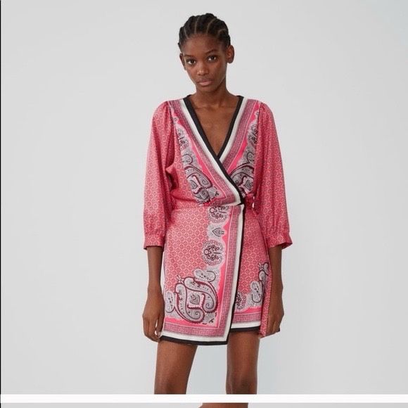 Дамска сатенена рокля  Zara