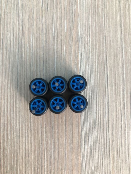 Roți 1/64 pentru machete