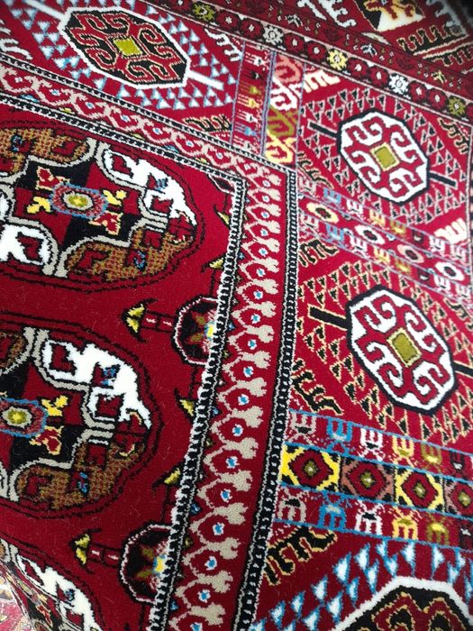 Продам ковер Иранский, новый. Размер 4х3.