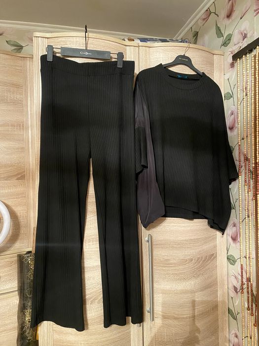 костюм женский 48-50