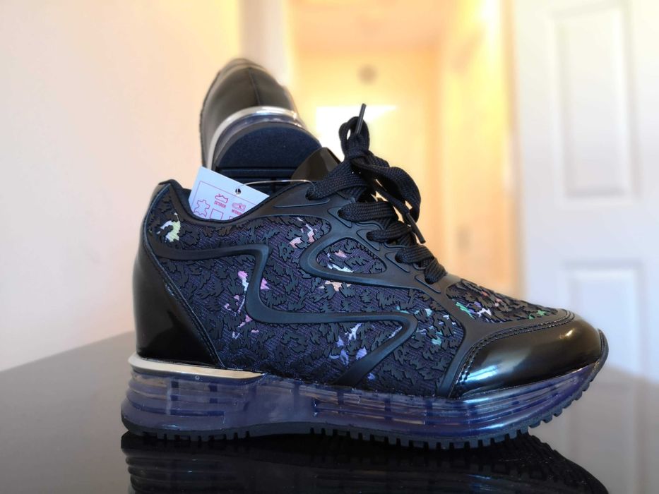 Спортни обувки MEI