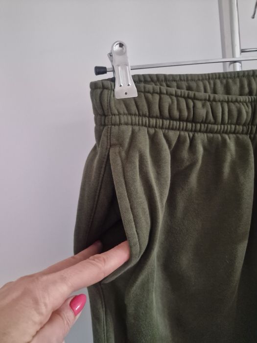 Страхотно мъжко спортно долнище NIKE размер М