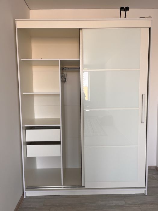 Шкаф в хорошем состоянии