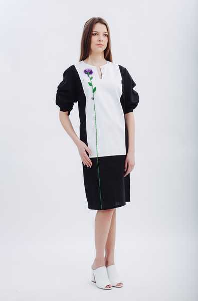 Rochie cu plastron brodat manual, Nicoleta Obis, marimea L, noua