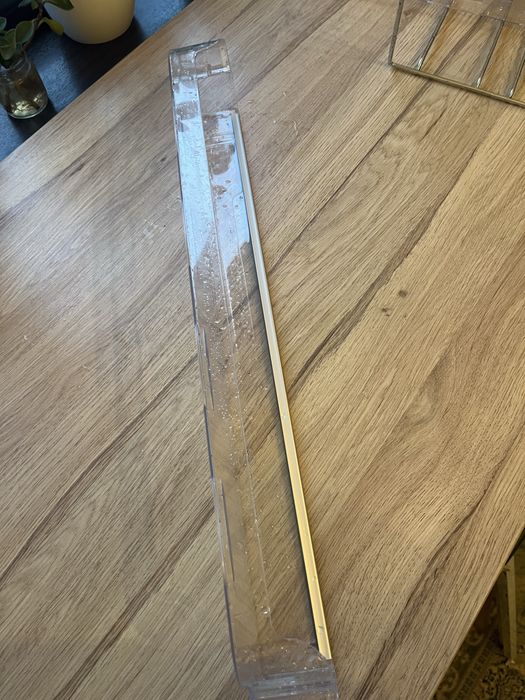 rafturi usa Hotpoint Ariston