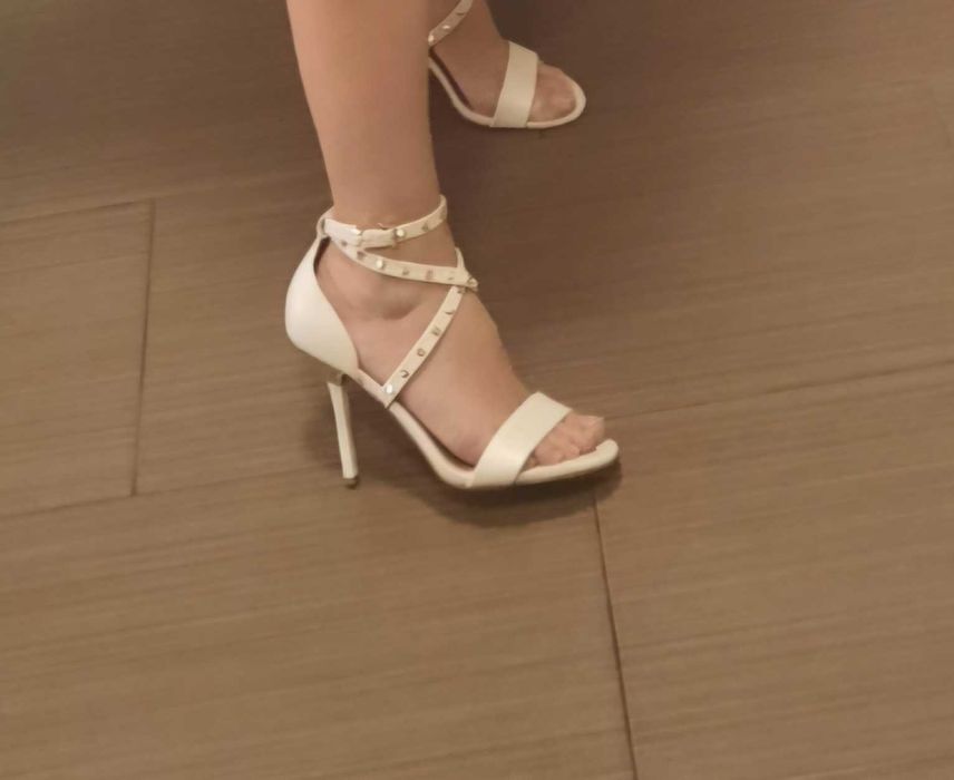 Елегантни сандали Michael Kors