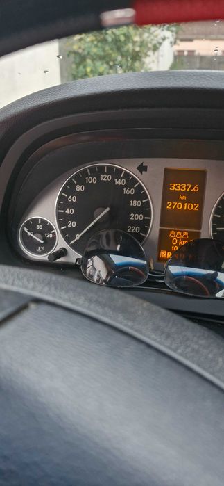 vand mercedes B200 an 2006 cutie automata