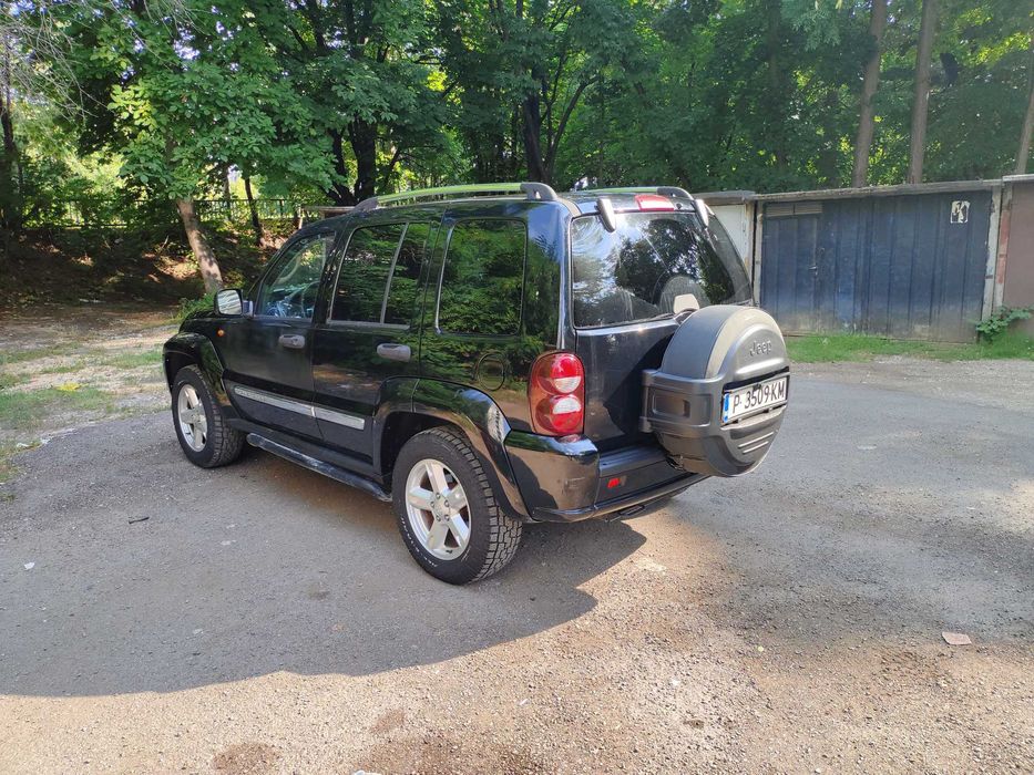 Jeep Cherokee KJ 2.8 CRD, 2005 г., автоматик и 4x4, на реални 204 757 км.