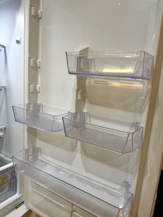 Холодильник Dexp