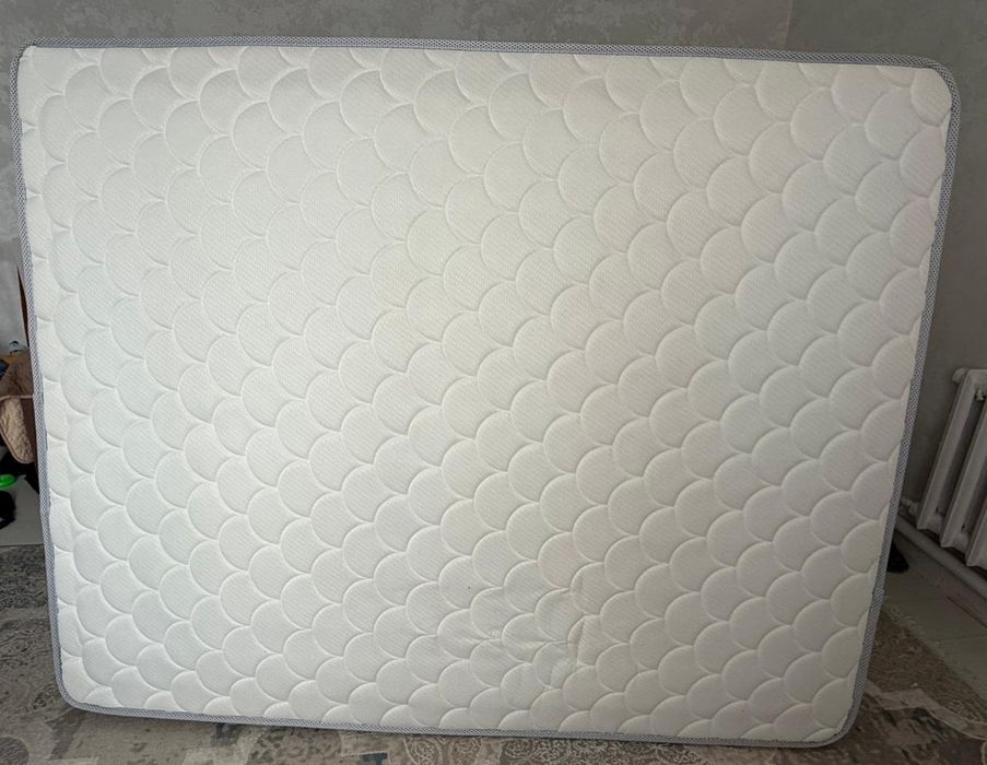 Продам матрас 2/1.6