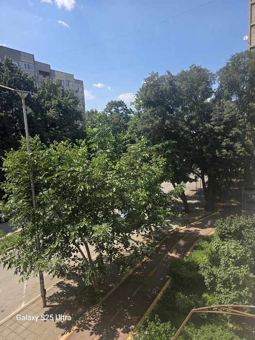 Двустаен срещу бар.Ензо