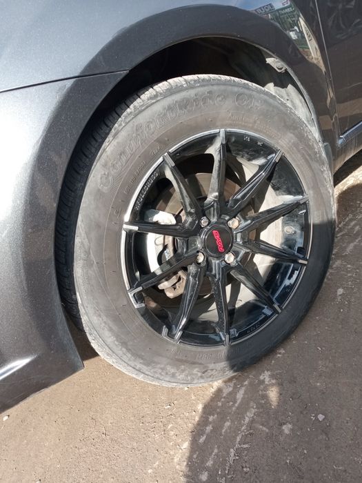 Rays Diska Sotiladi R15