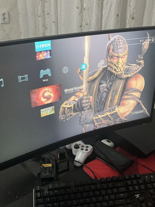 продам PS3 slim 300gb