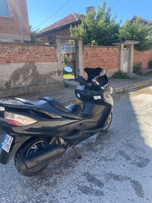 Suzuki burgman 400 2011