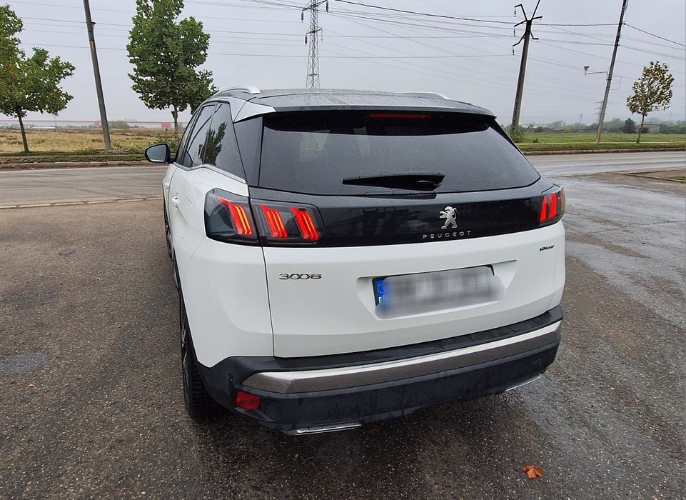 Peugeot 3008 Plug-in Hybrid  GT 225 hp