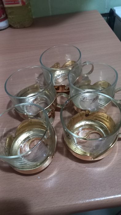 Продам чашки б/у.