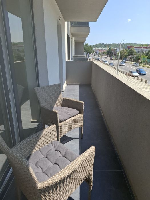 Chirie apart.  2  camere n complex  bloc nou   Poitier Towers