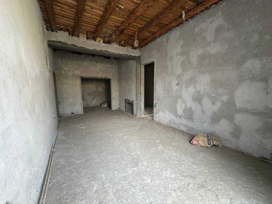 Срочно продается HI Tech коробка 3-уровня 5 ком. 2.8 сотки ор-р Сайрам