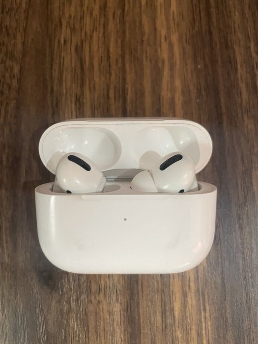 Продам airpods pro 3