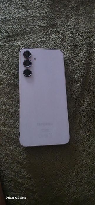 Samsung A55 128 MGB e мобилен телефон с голяма вътрешна памет. Телефон