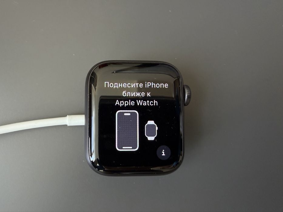 APPLE  iWatch SE 40mm Space Gray Aluminium Case Midnight Sport Band
