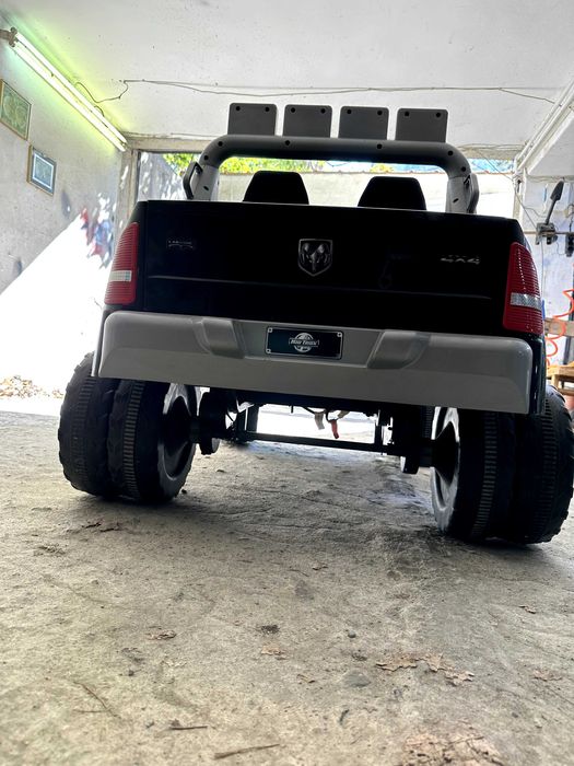Детски елекстрически пикап, Ram 3500 Dually, 12 Volt