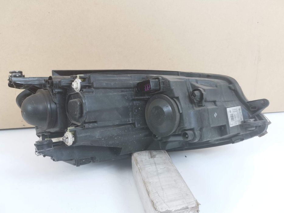 Ляв фар Халоген Фолксваген ВВ Голф 7 [фейслифт] Оригинален В добро със