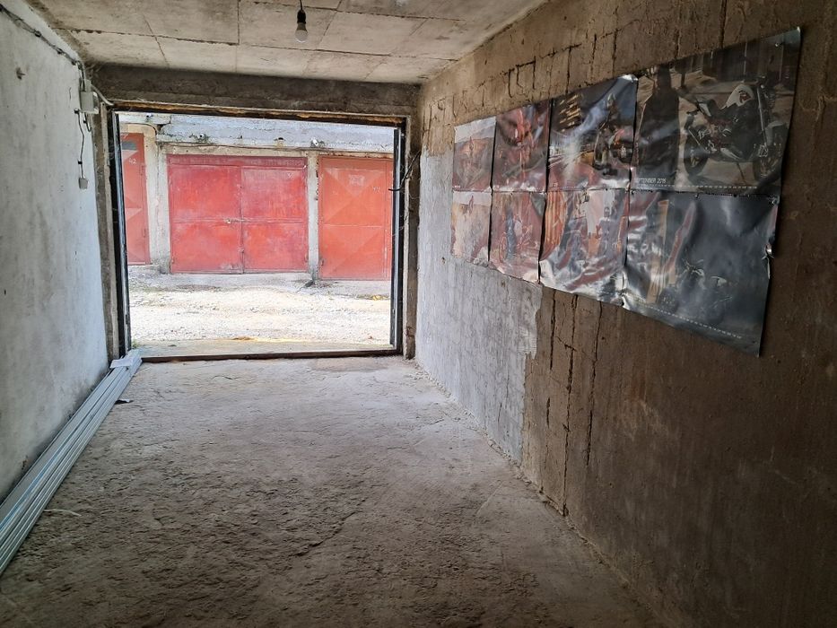 Продава се Гараж / Паркомясто в Добрич, Дружба 3 - 17 кв.м за 795 €/кв.м - Снимка #4