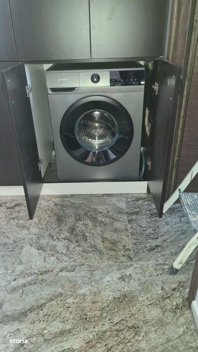 Apartament de 2 camere, recent renovat, zona Muzeul Apei, etaj 1, parc