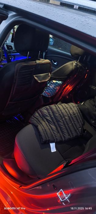 De Vânzare Megan 3 2010