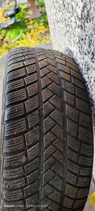 Комплекти зимни гуми на Vredstain и на Continental